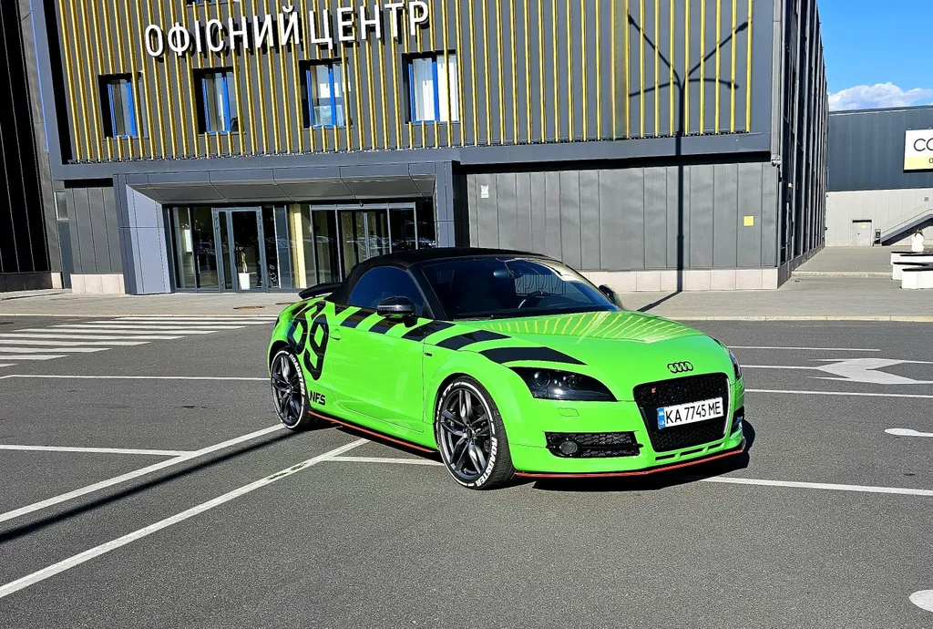 Фото 2010 Audi TT