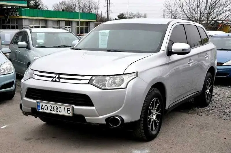 Фото 2014 Mitsubishi Outlander