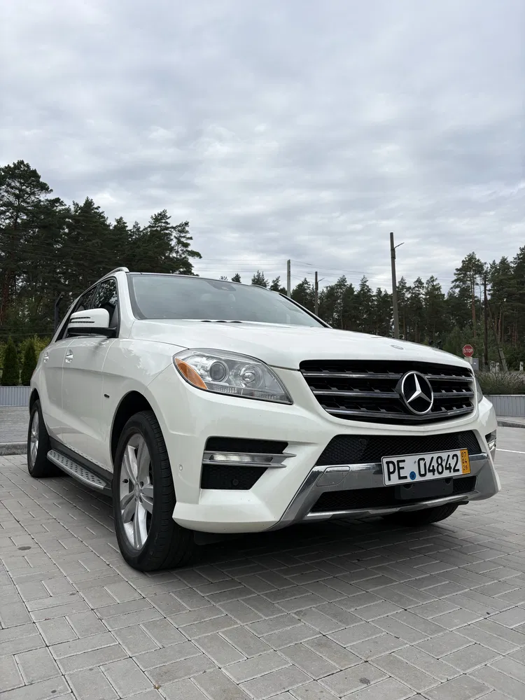 Фото 2012 Mercedes-Benz ML серия