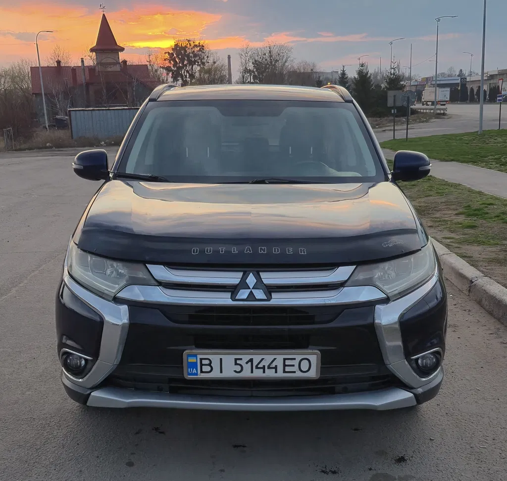 Фото 2016 Mitsubishi Outlander