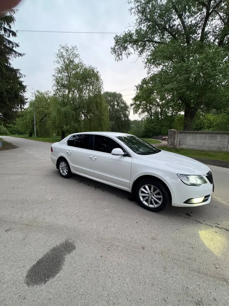 Фото 2014 Skoda Superb