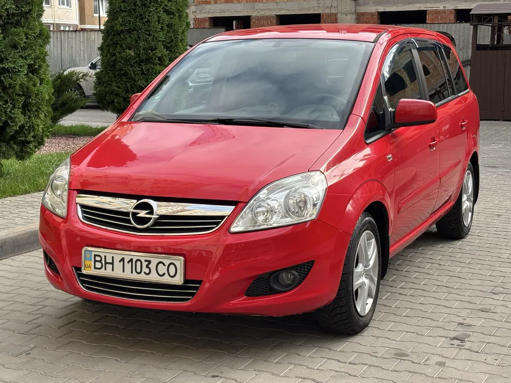 Фото 2009 Opel Zafira