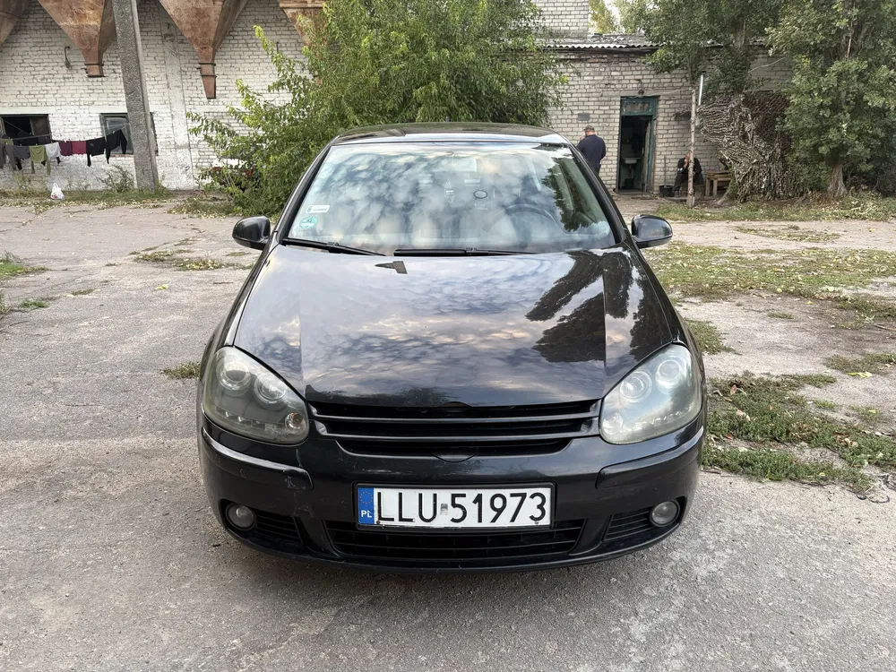 Фото 2005 Volkswagen Golf