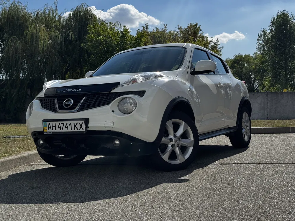 Фото 2012 Nissan Juke