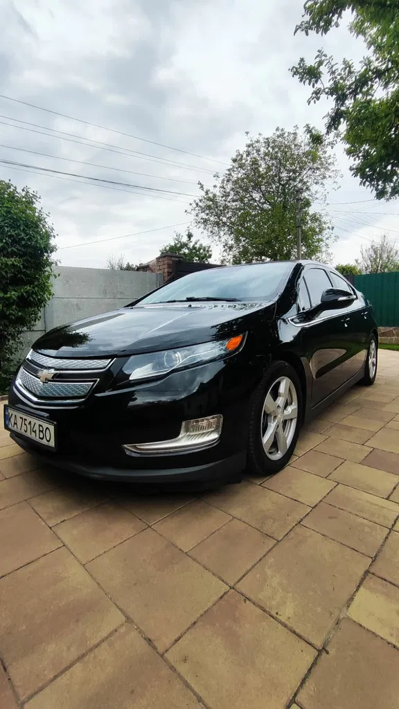 Фото 2012 Chevrolet Volt