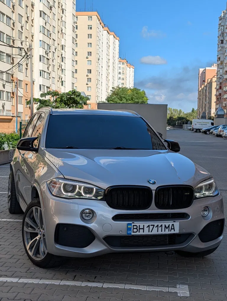 Фото 2015 BMW X5