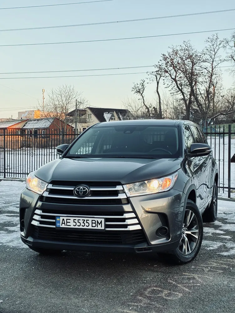 Фото 2017 Toyota Highlander