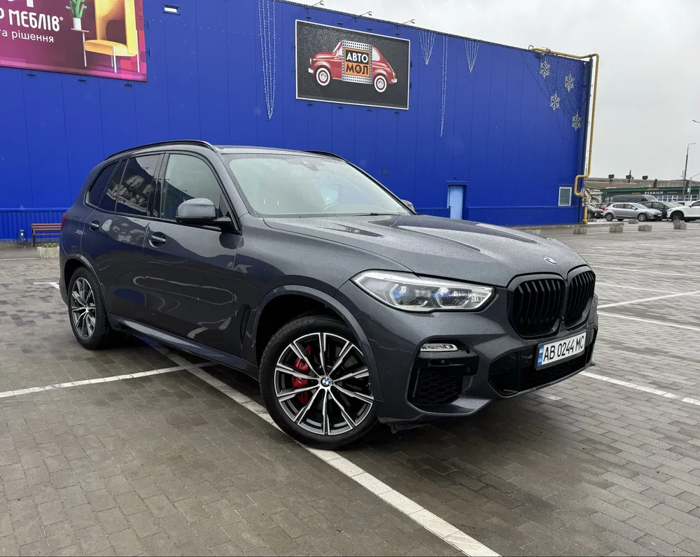 Фото 2020 BMW X5