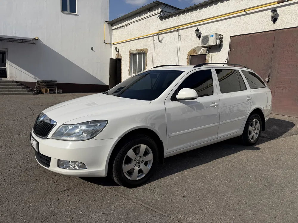 Фото 2012 Skoda Octavia