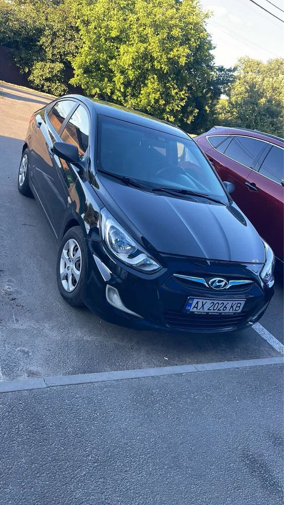 Фото 2011 Hyundai Solaris