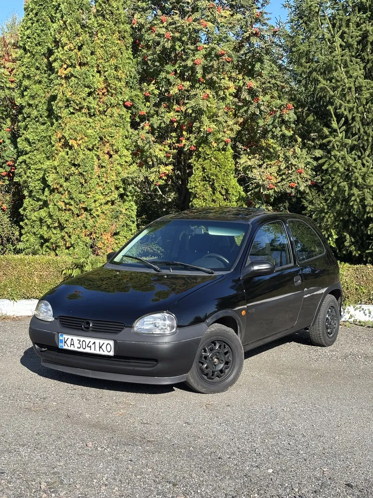 Фото 1999 Opel Corsa