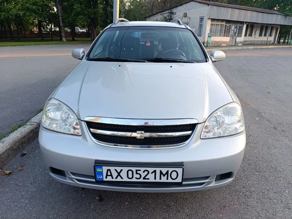 Фото 2006 Chevrolet Nubira