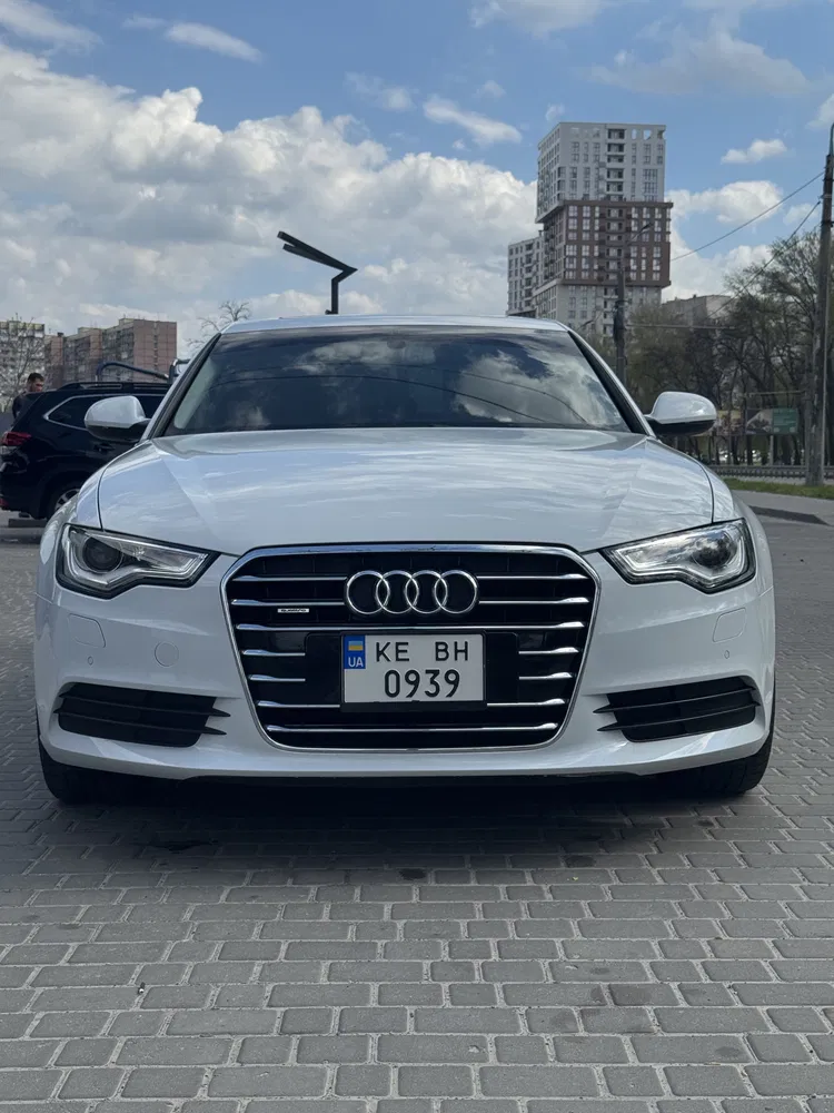 Фото 2013 Audi A6