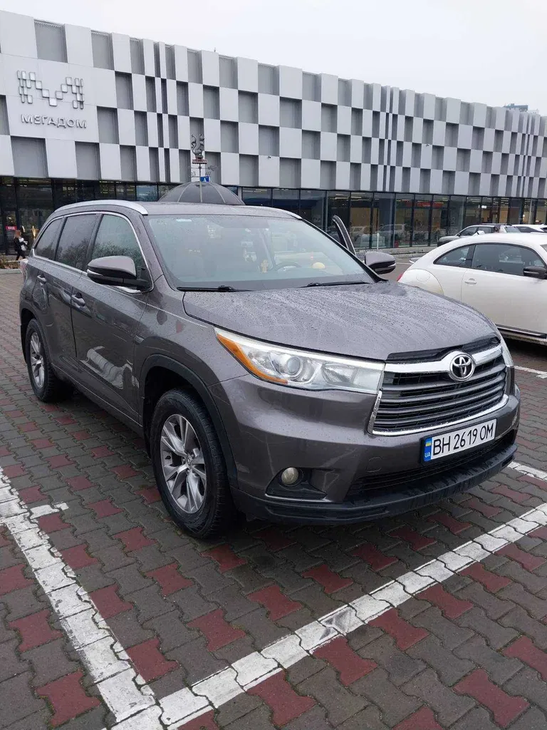 Фото 2015 Toyota Highlander