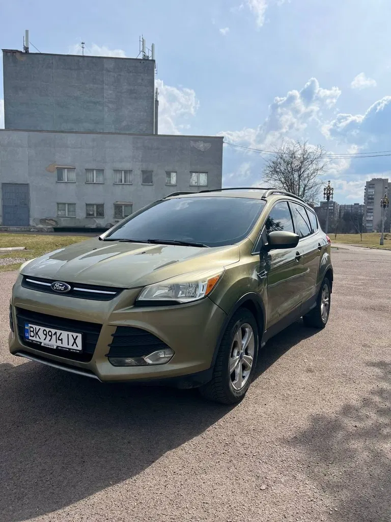 Фото 2013 Ford Escape