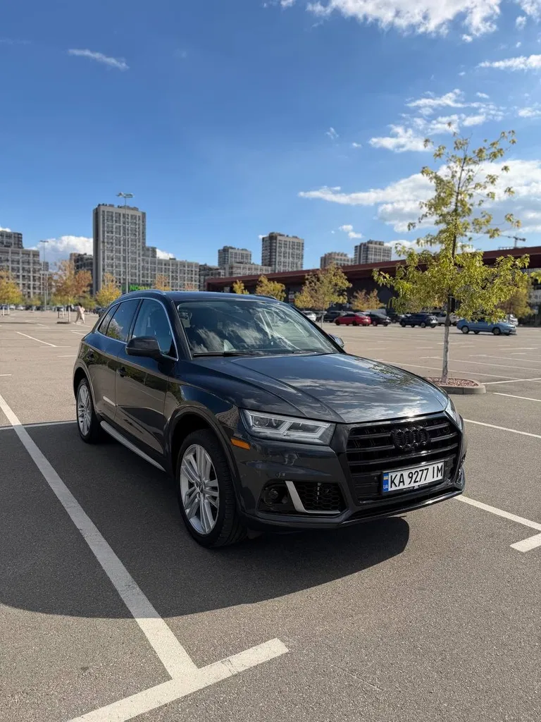 Фото 2018 Audi Q5