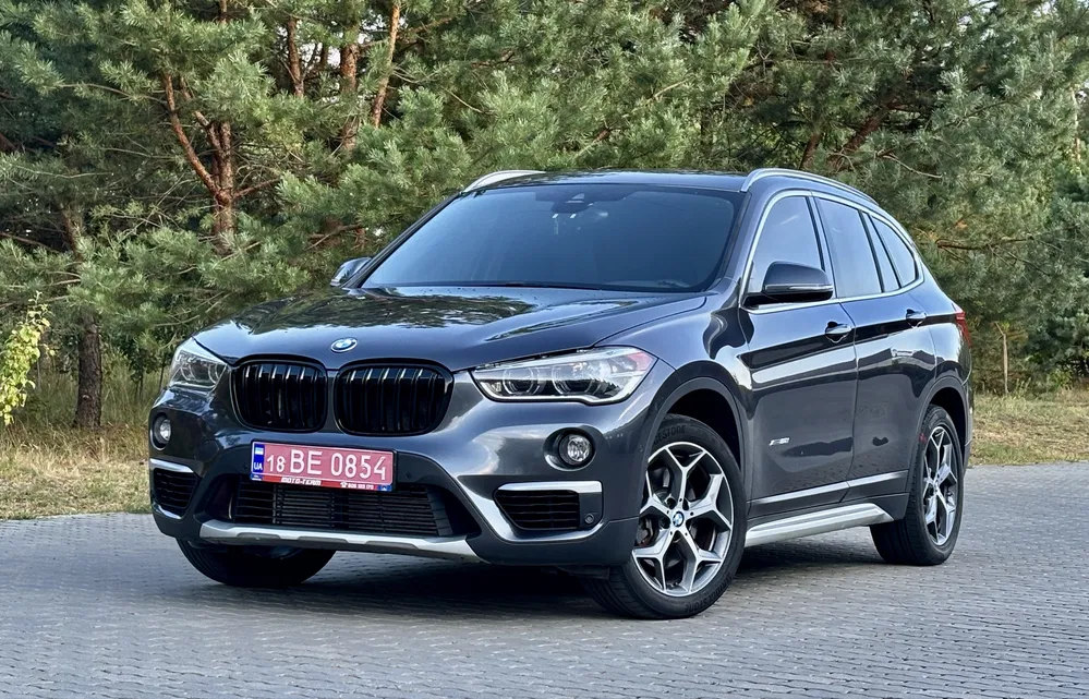 Фото 2017 BMW X1