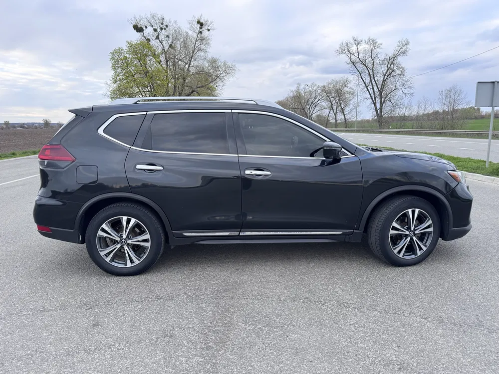 Фото 2018 Nissan Rogue