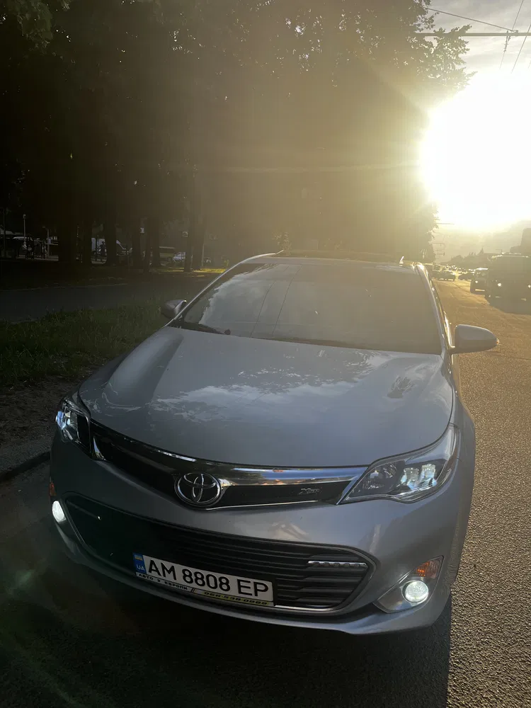 Фото 2014 Toyota Avalon
