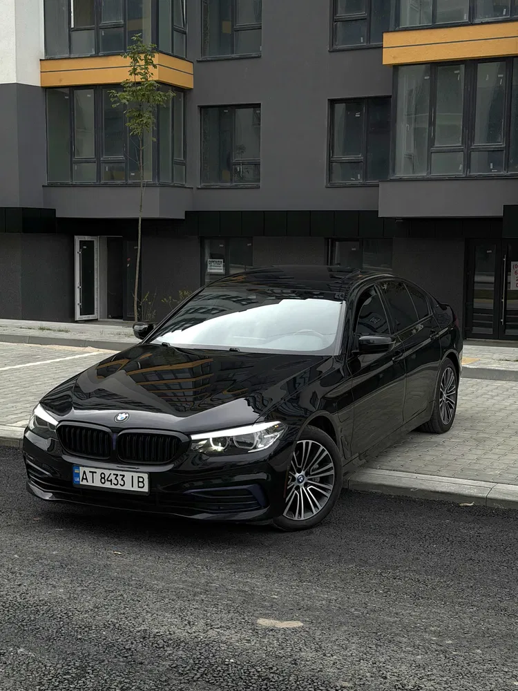 Фото 2018 BMW 5 серія