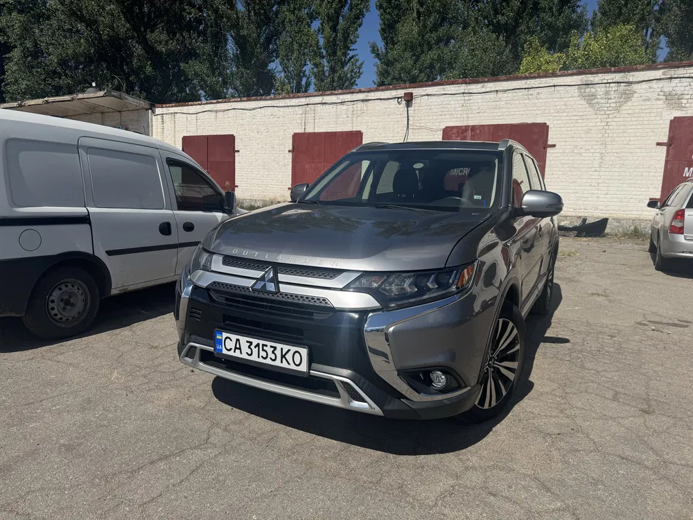 Фото 2018 Mitsubishi Outlander