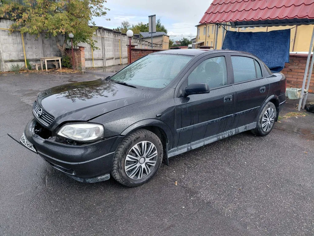 Фото 2008 Opel Astra
