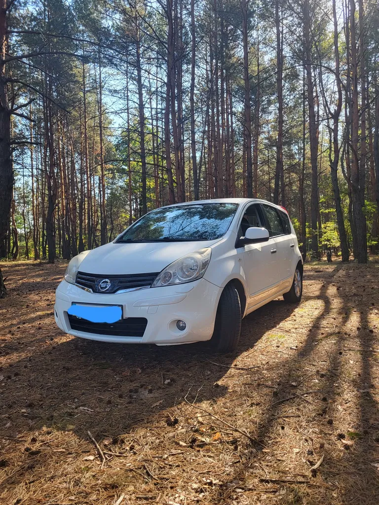 Фото 2011 Nissan Note