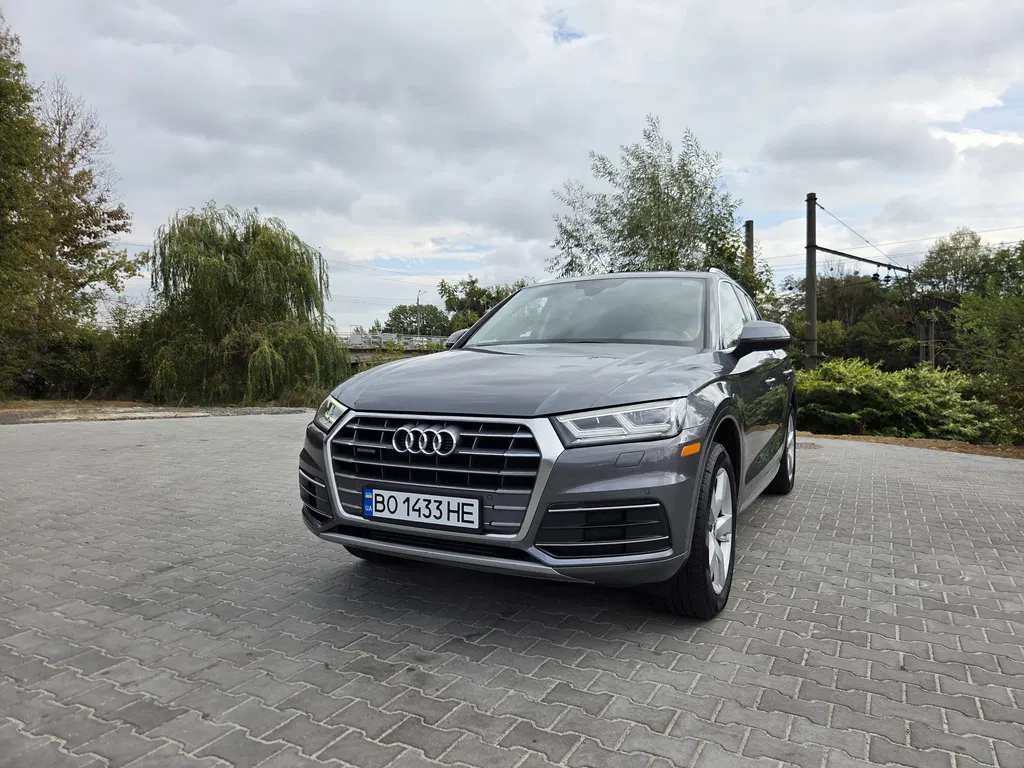 Фото 2018 Audi Q5