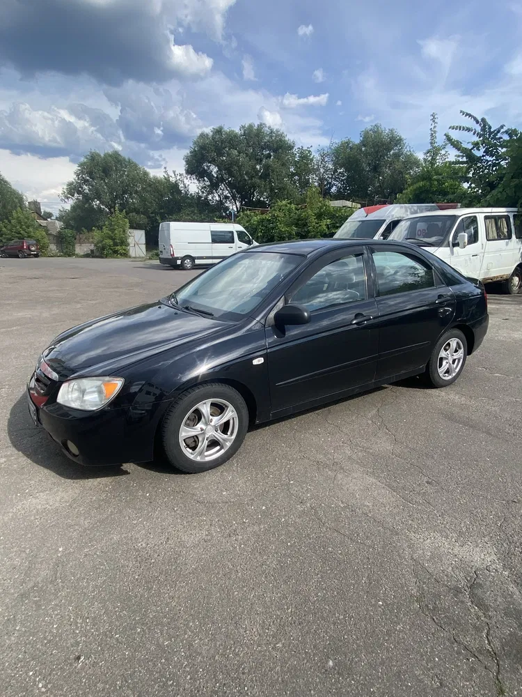Фото 2005 Kia Cerato (Forte)