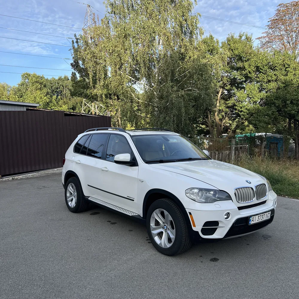Фото 2012 BMW X5