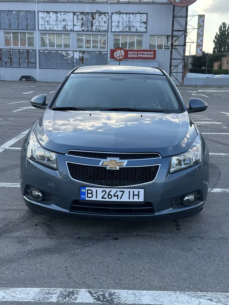 Фото 2012 Chevrolet Cruze
