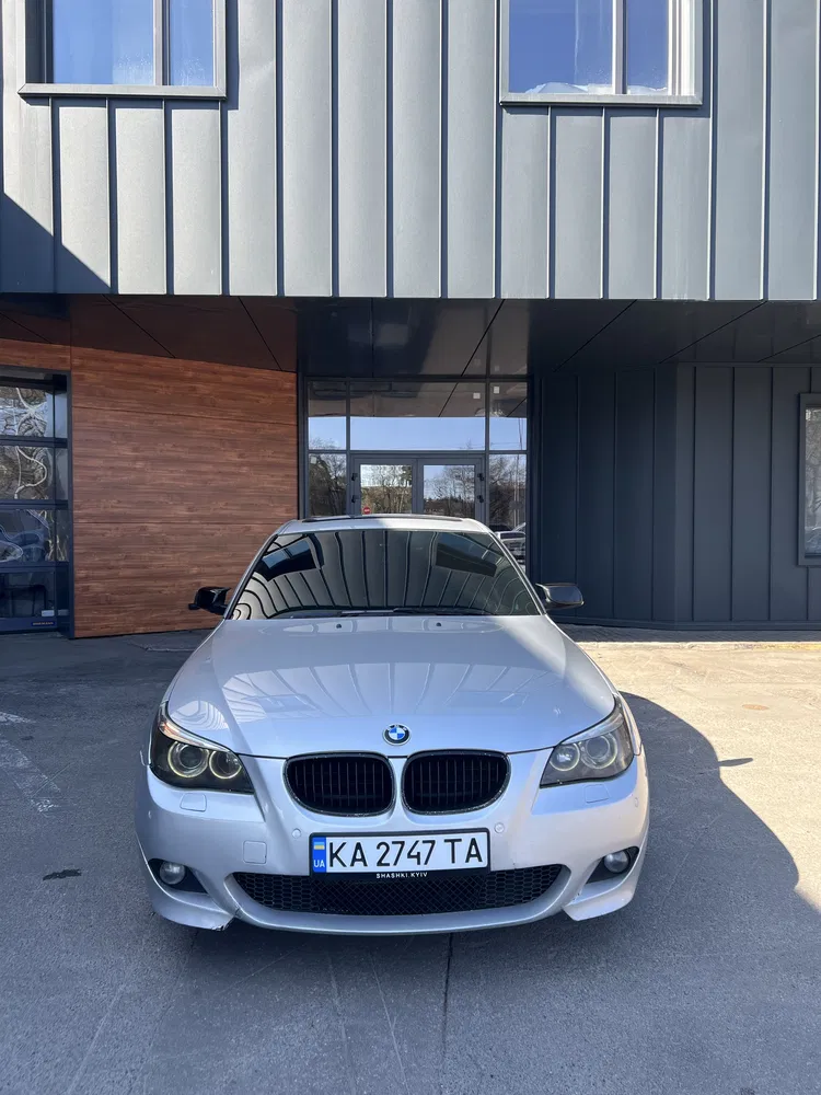 Фото 2004 BMW 5 серія