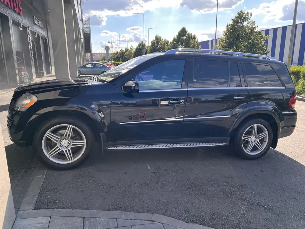 Фото 2010 Mercedes-Benz GL серия