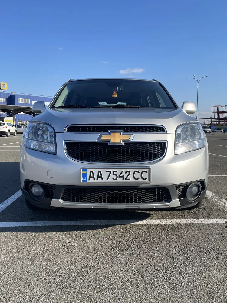 Фото 2012 Chevrolet Orlando
