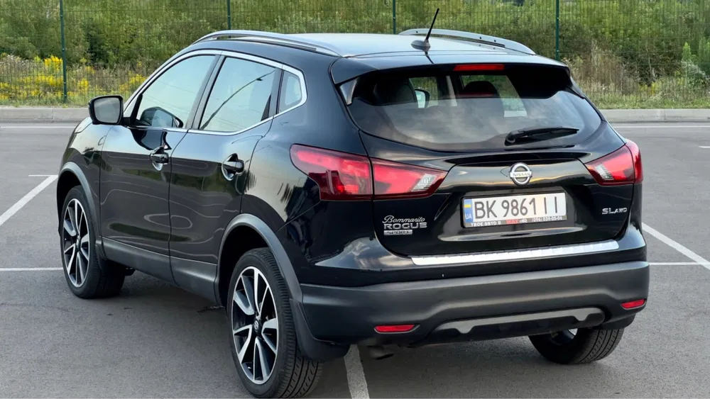 Фото 2017 Nissan Rogue
