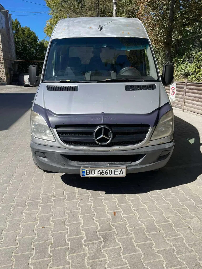 Фото 2011 Mercedes-Benz Sprinter