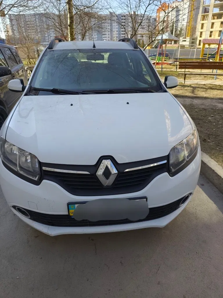 Фото 2013 Renault Sandero