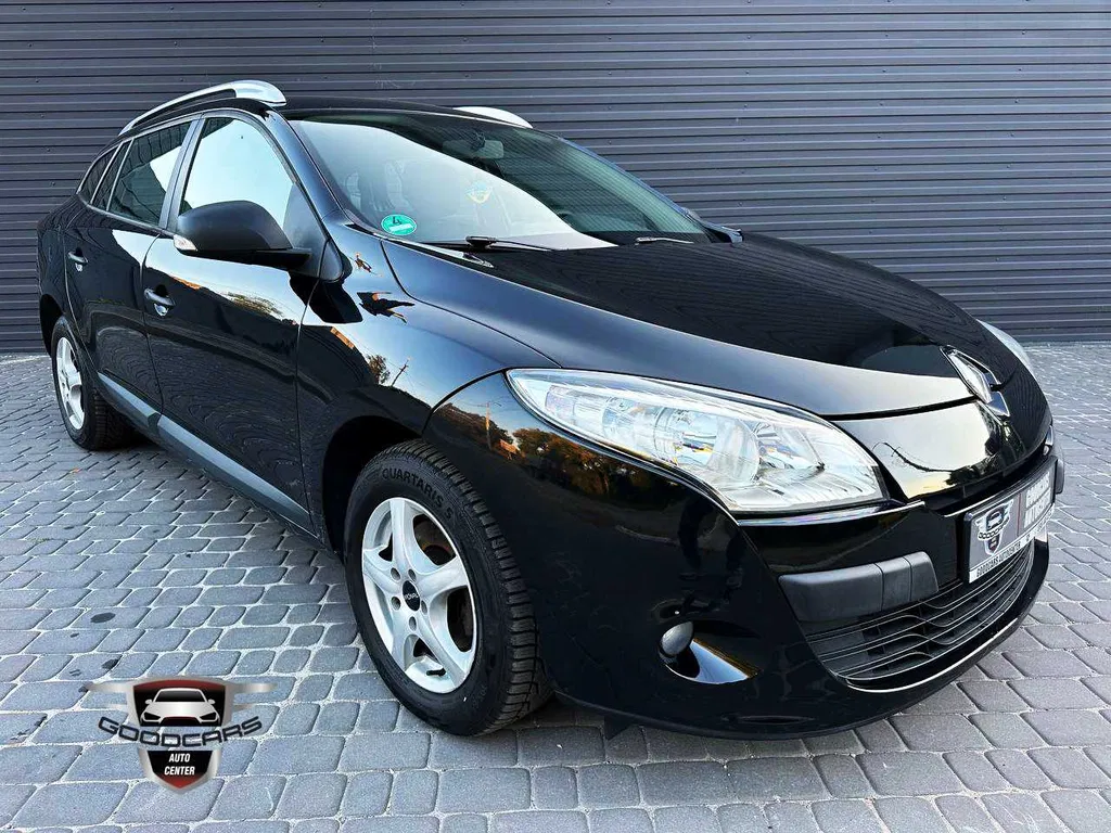 Фото 2011 Renault Megane