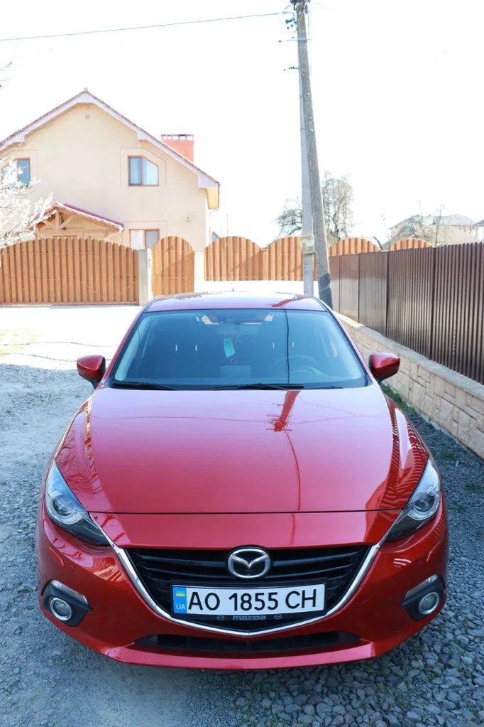 Фото 2016 Mazda 3