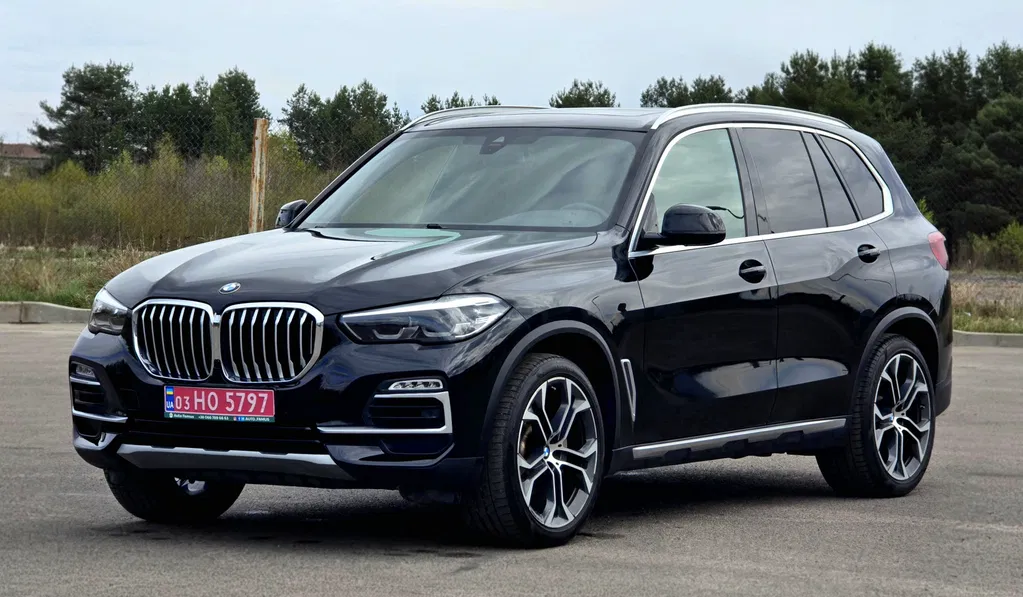 Фото 2020 BMW X5