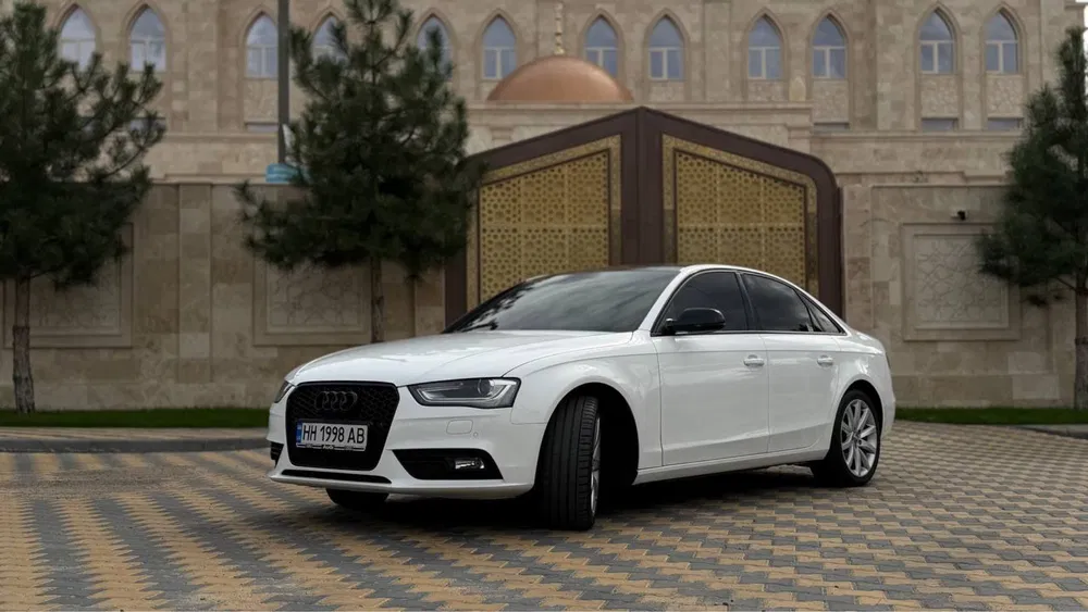Фото 2015 Audi A4