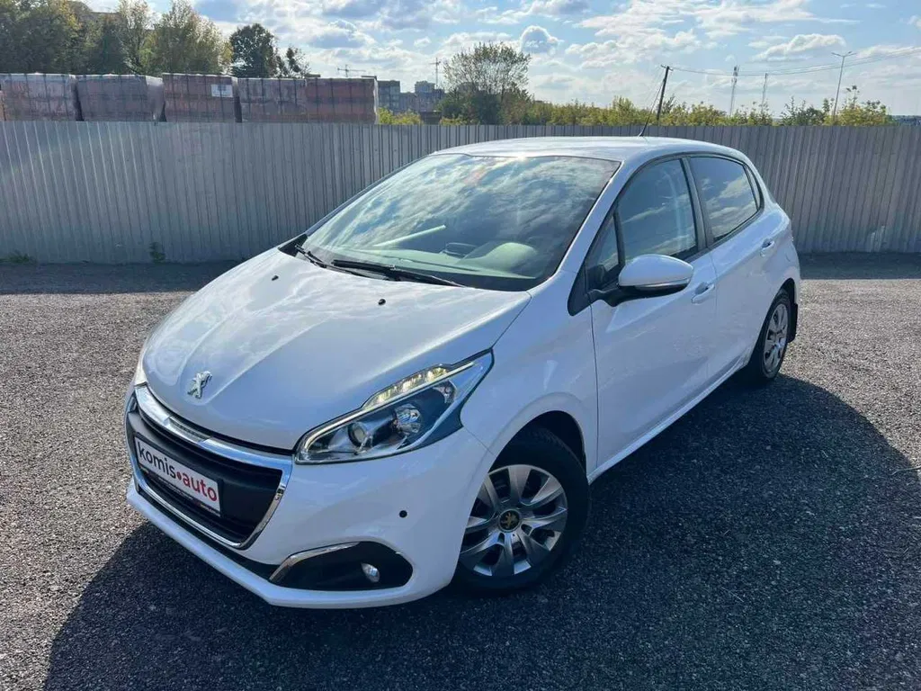 Фото 2017 Peugeot 208