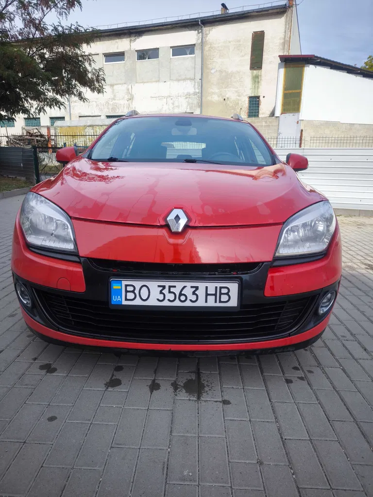 Фото 2013 Renault Megane