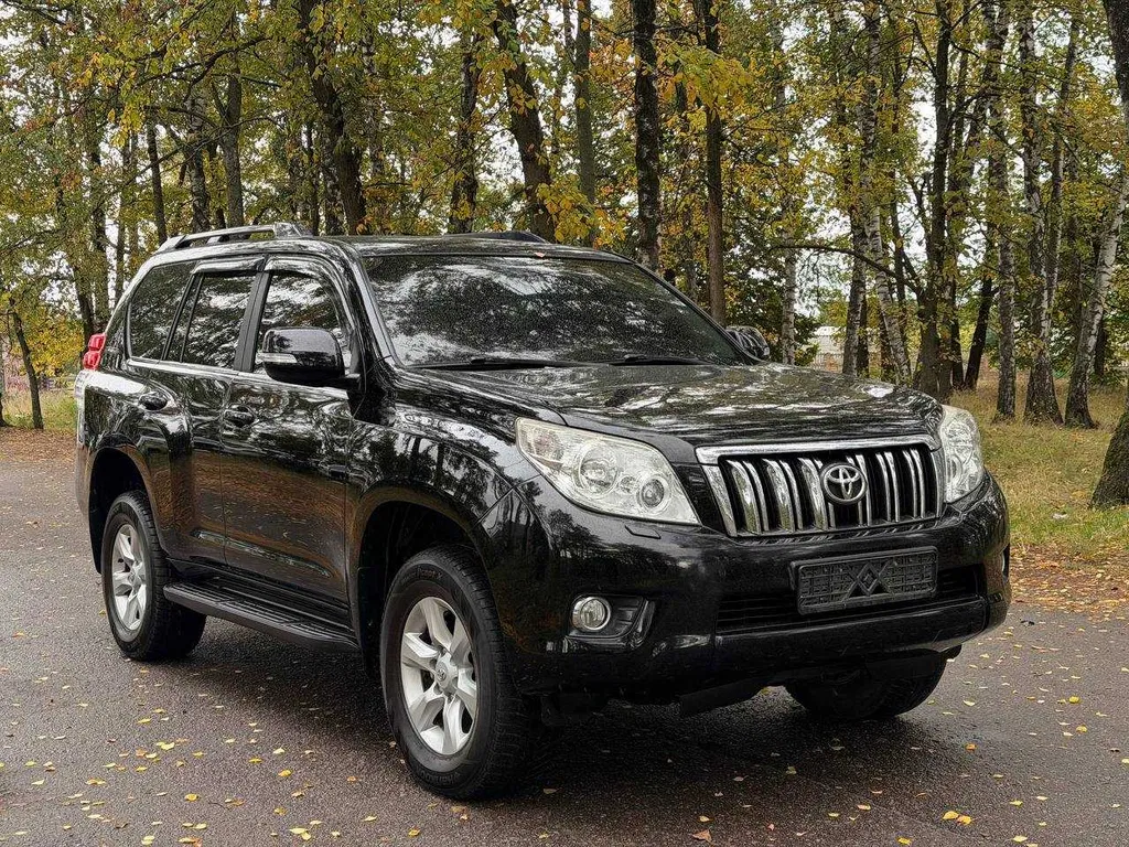 Фото 2011 Toyota Land Cruiser Prado 150