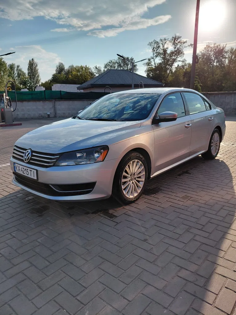 Фото 2013 Volkswagen Passat Sedan