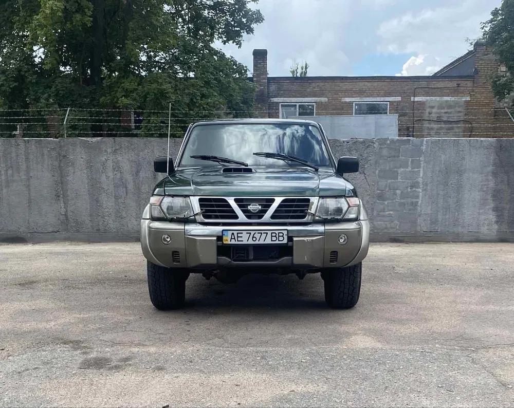 Фото 2000 Nissan Patrol