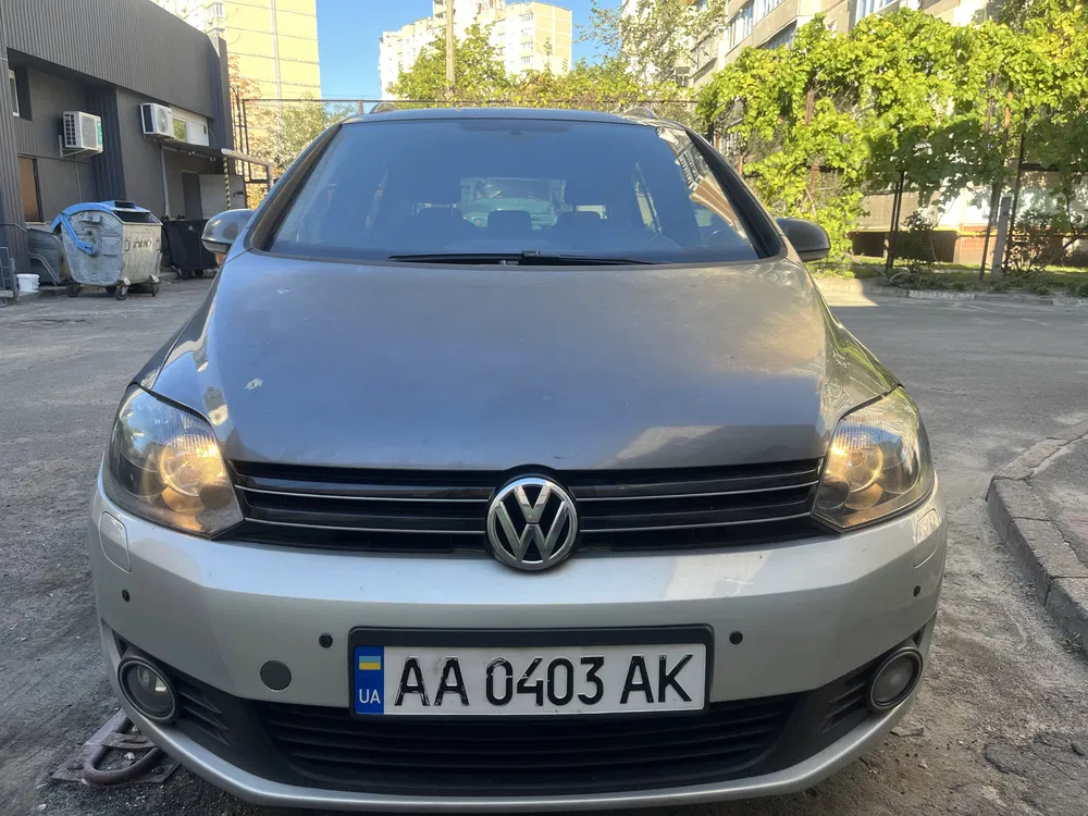 Фото 2015 Volkswagen Golf Plus