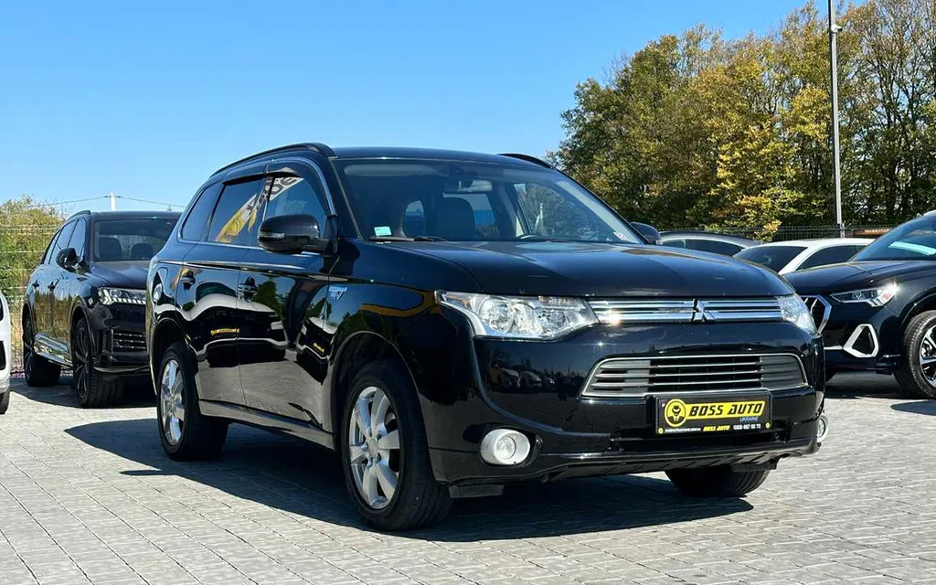 Фото 2014 Mitsubishi Outlander