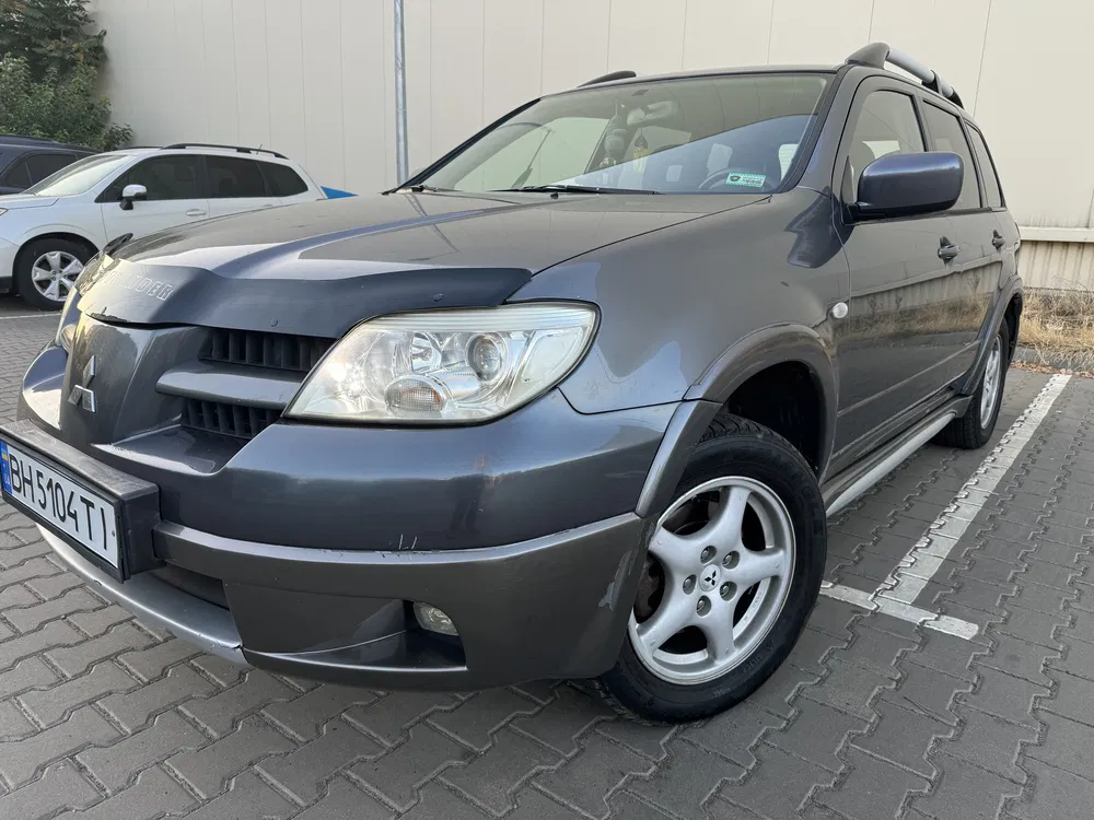 Фото 2005 Mitsubishi Outlander