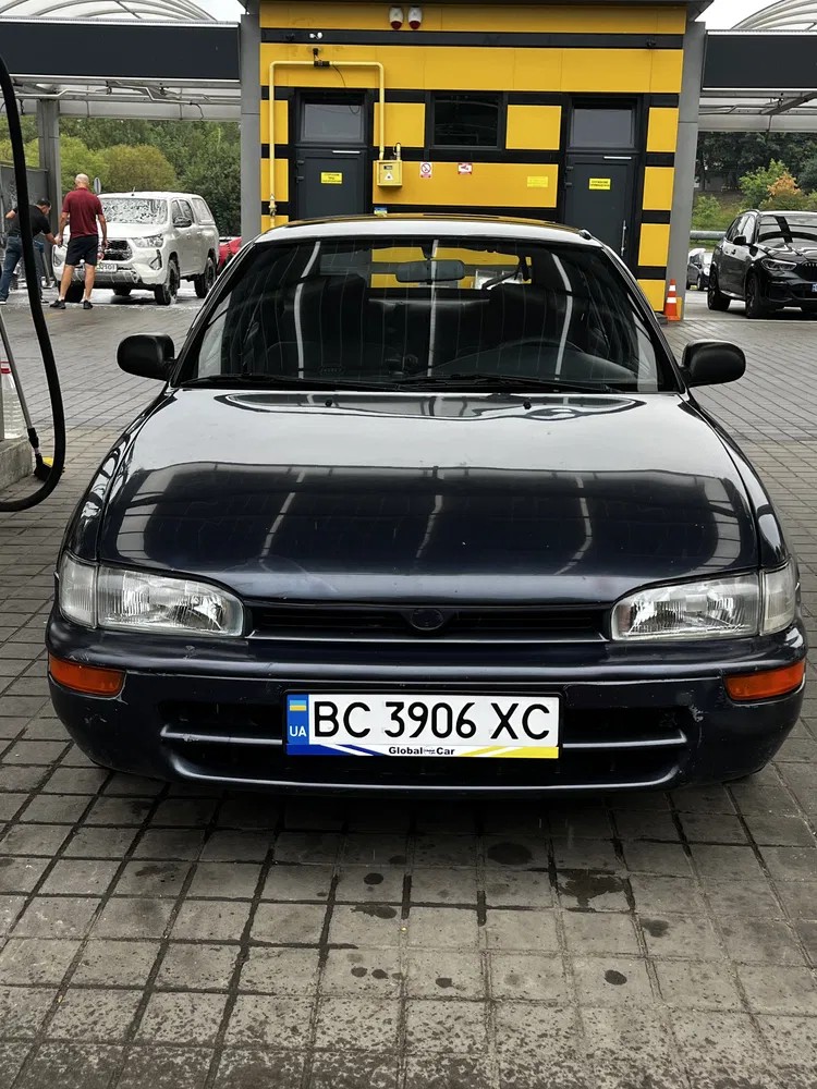 Фото 1994 Toyota Corolla